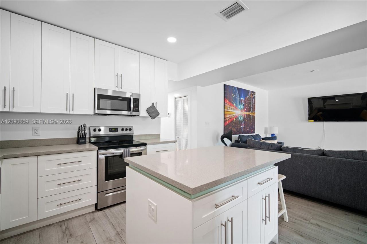 836 NW 33rd Ave , Unit A, Miami, FL 33125 Photo