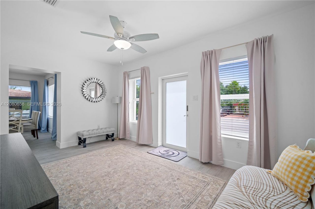 836 NW 33rd Ave , Unit A, Miami, FL 33125 Photo