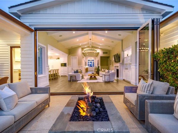 712 K Thanga, Corona Del Mar, CA 92625