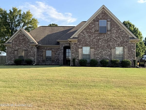 308 Garrison Drive, Senatobia, MS 38668
