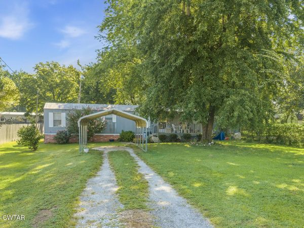 765 S Kentucky Avenue S, Parsons, TN 38363