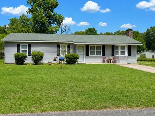 275 Lyte Circle , Dyersburg, TN 38024