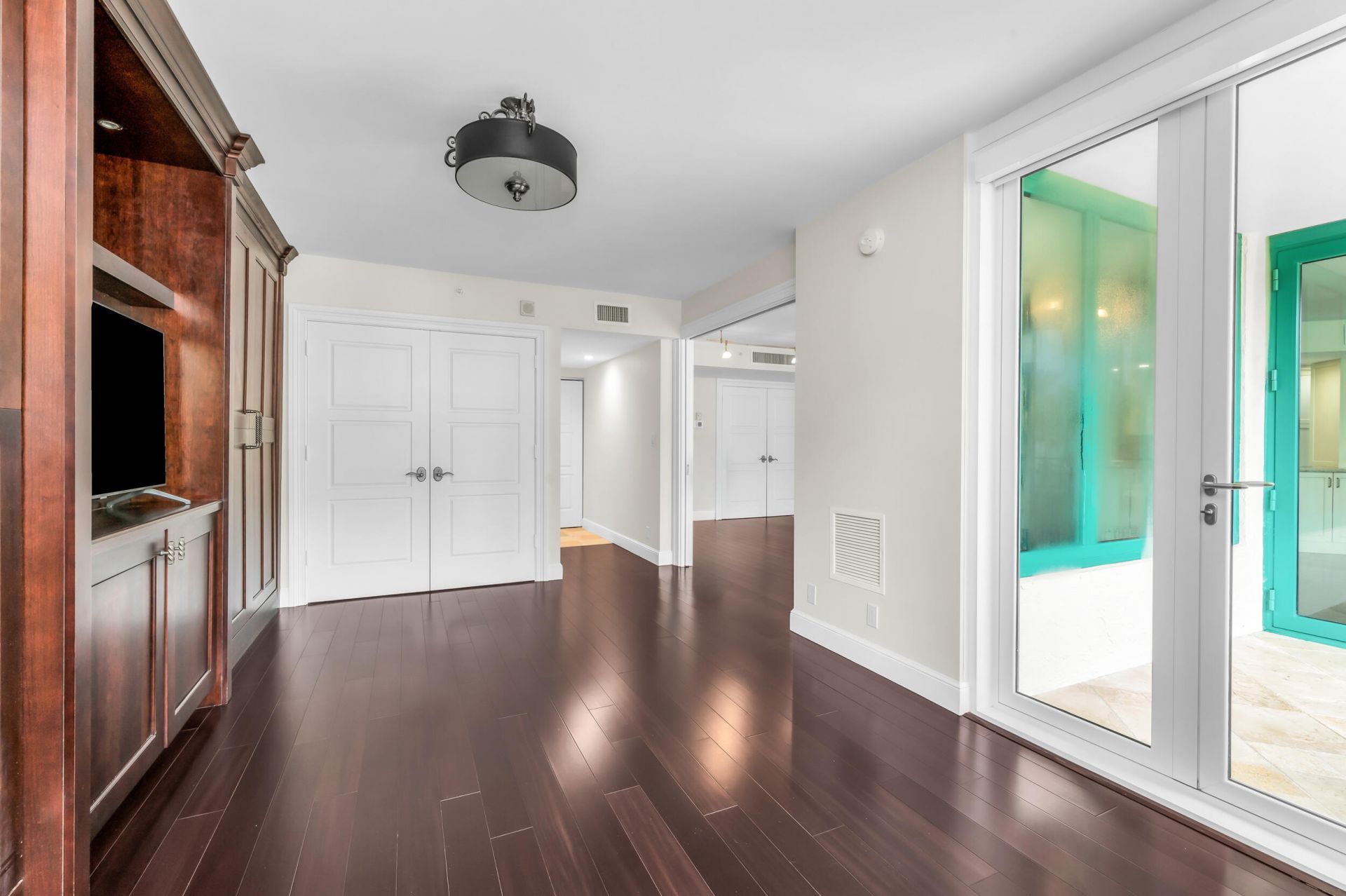 100 SE 5th Avenue, Unit 202, Boca Raton, FL 33432 Photo