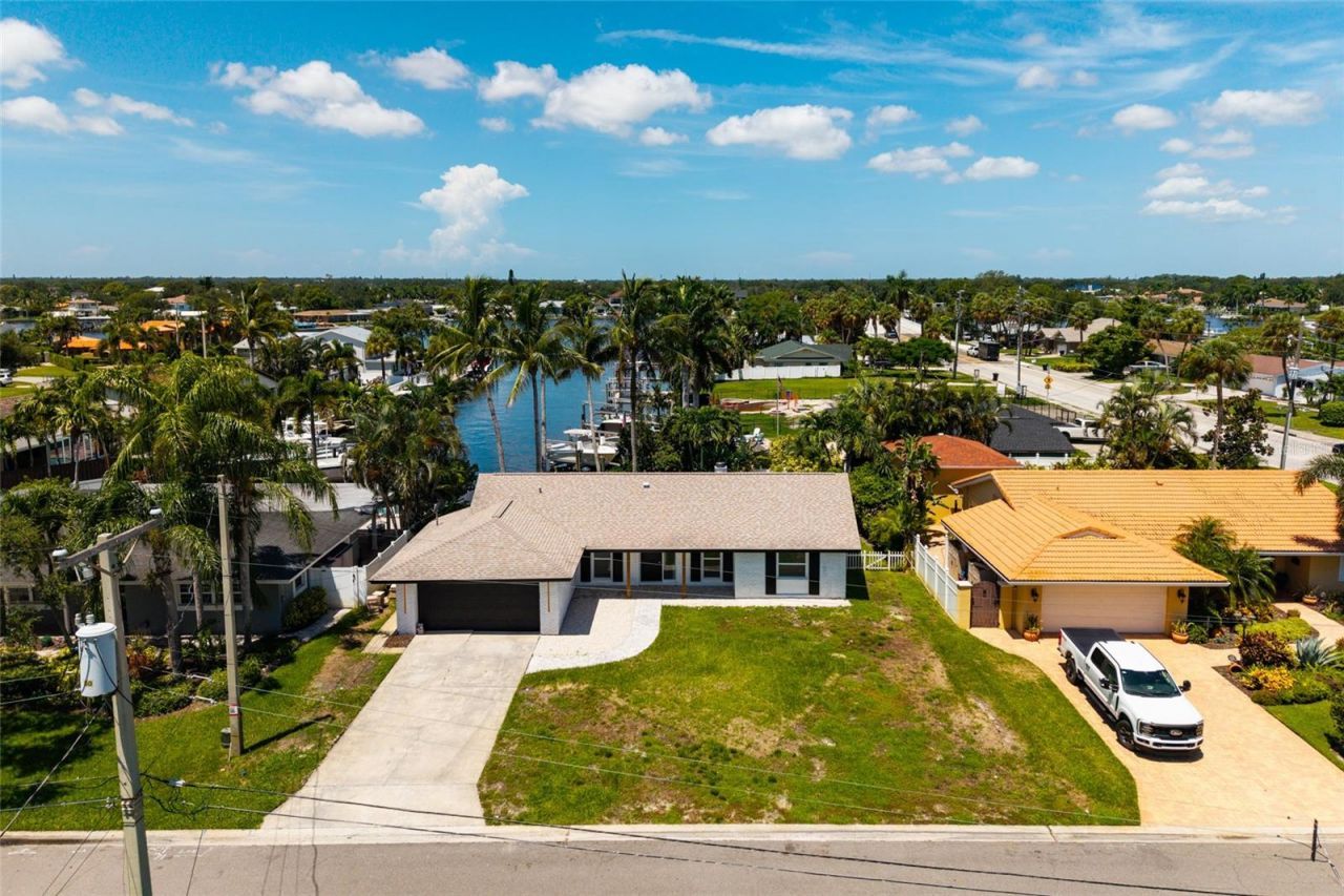 3960 13th Way Ne, Saint Petersburg, FL 33703 Photo