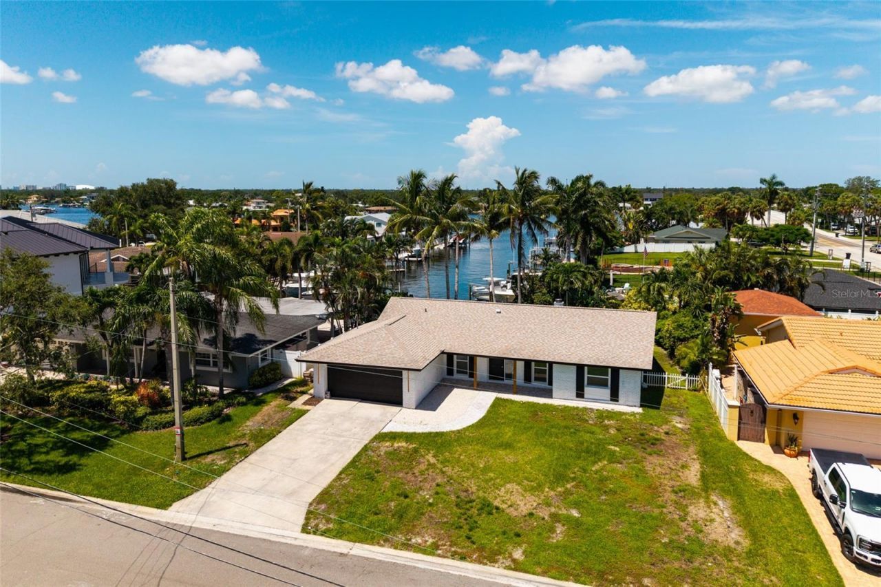 3960 13th Way Ne, Saint Petersburg, FL 33703 Photo