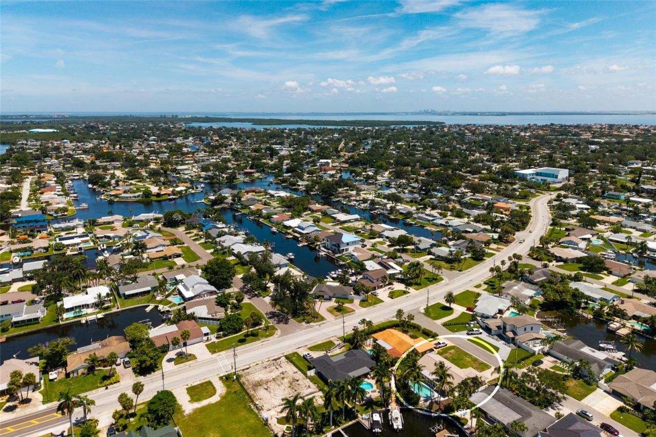 3960 13th Way Ne, Saint Petersburg, FL 33703 Photo