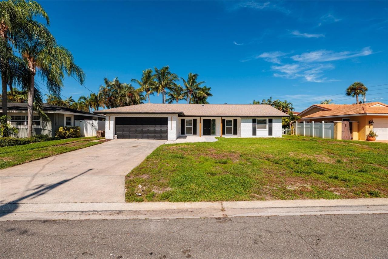 3960 13th Way Ne, Saint Petersburg, FL 33703 Photo