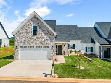 1184 Grandset Drive, Forest, VA 24551
