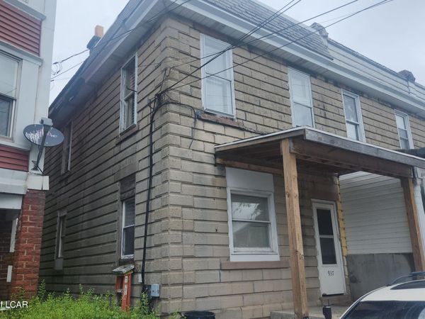 937 W 1st Street, Hazleton, PA 18201