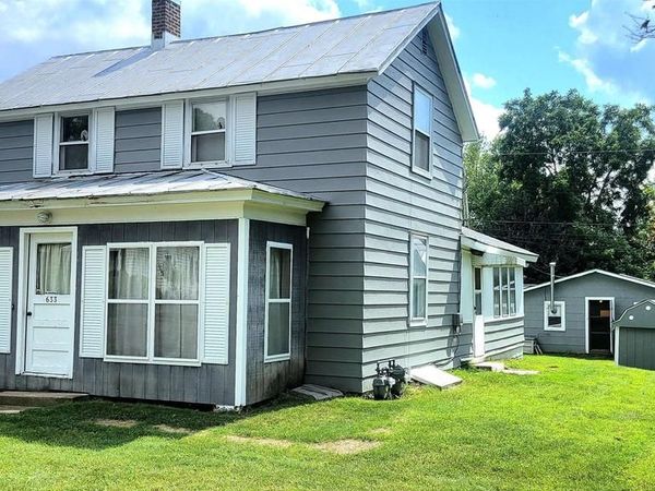 633 5th Avenue, Baraboo, WI 53913