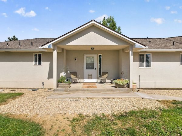 334 E Danskin Dr, Boise, ID 83716