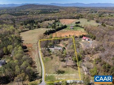 3505 SARAH DR, Charlottesville, VA 22911