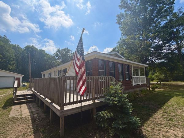 3260 W Ridge Street, White Cloud, MI 49349