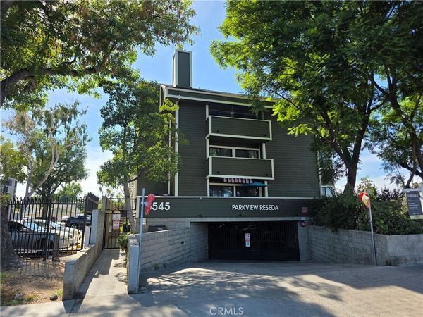 6545 Reseda, Unit 3, Reseda, CA 91335