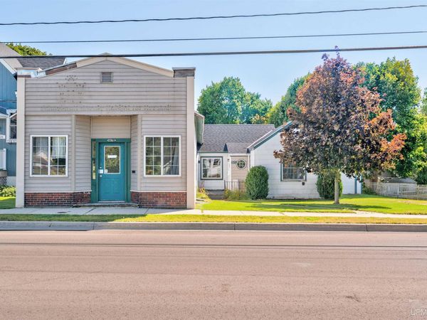 415 Oak Street, Manistique, MI 49854