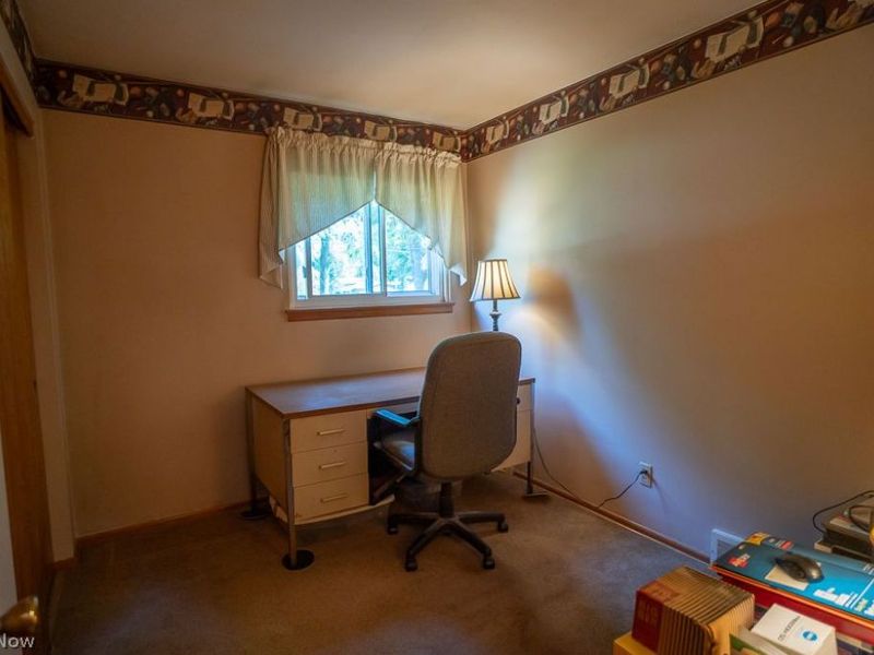 564 Neptune Drive, Uniontown, OH 44685 Photo 21