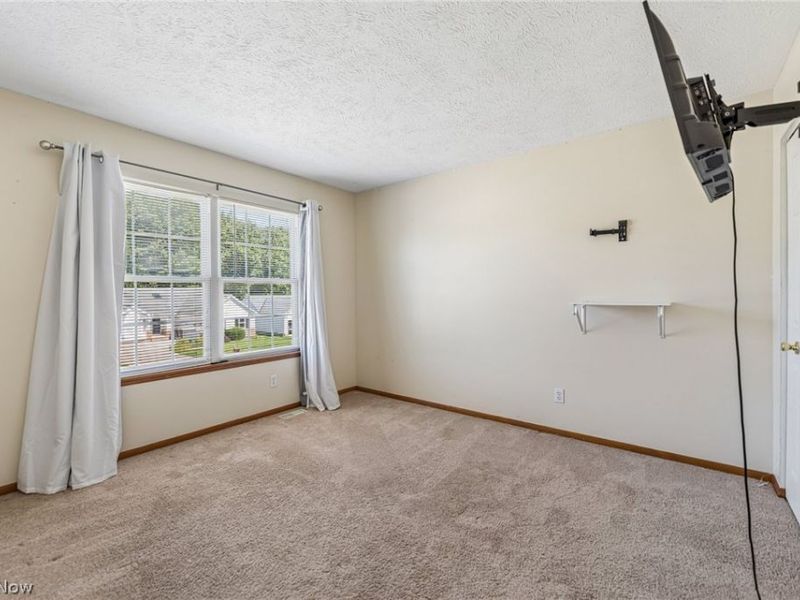 15100 Timber Ridge Drive , Middlefield, OH 44062 Photo 30