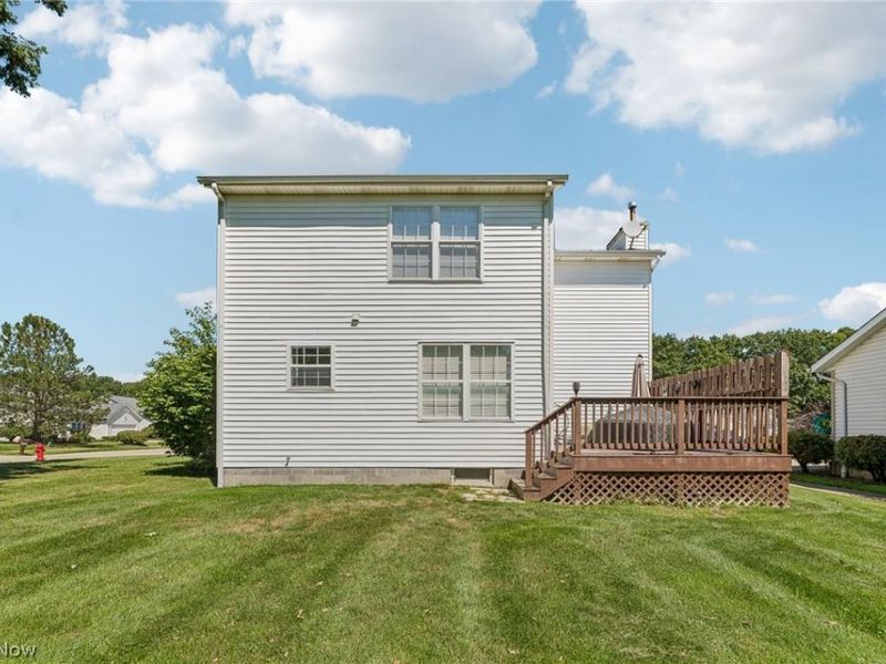 15100 Timber Ridge Drive , Middlefield, OH 44062 Photo 5