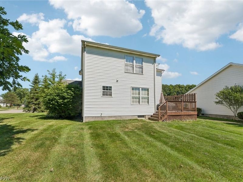 15100 Timber Ridge Drive , Middlefield, OH 44062 Photo 6
