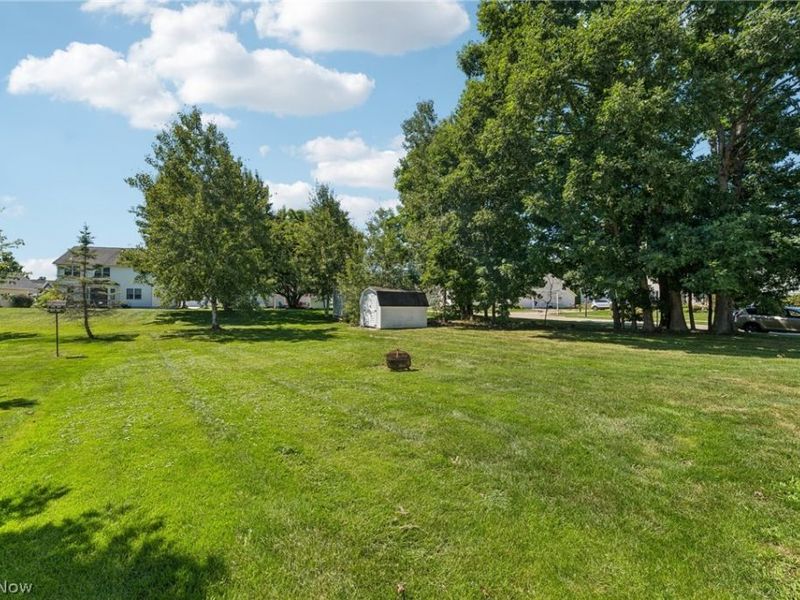 15100 Timber Ridge Drive , Middlefield, OH 44062 Photo 8