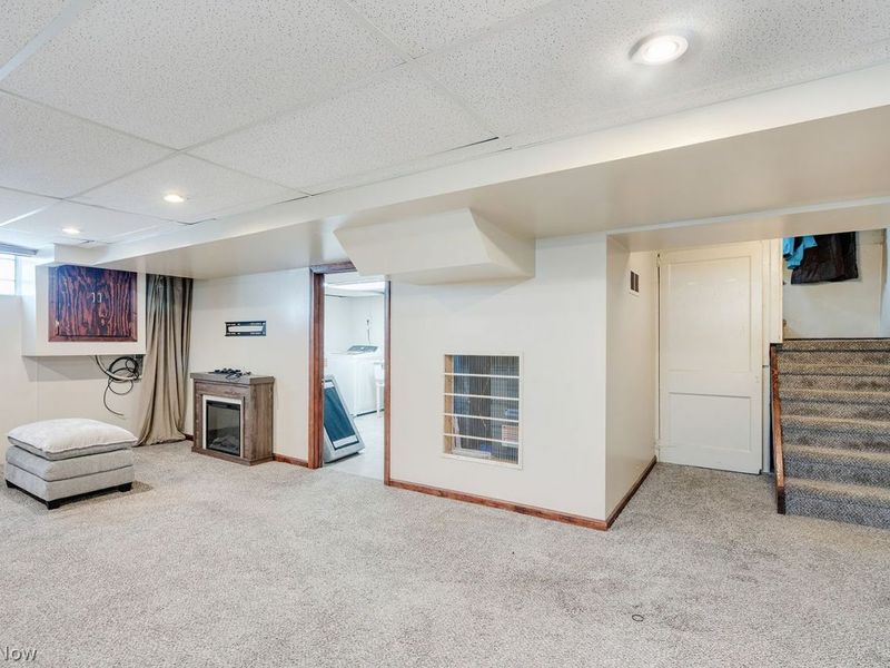 419 Hayes Avenue, Mc Donald, OH 44437 Photo 37