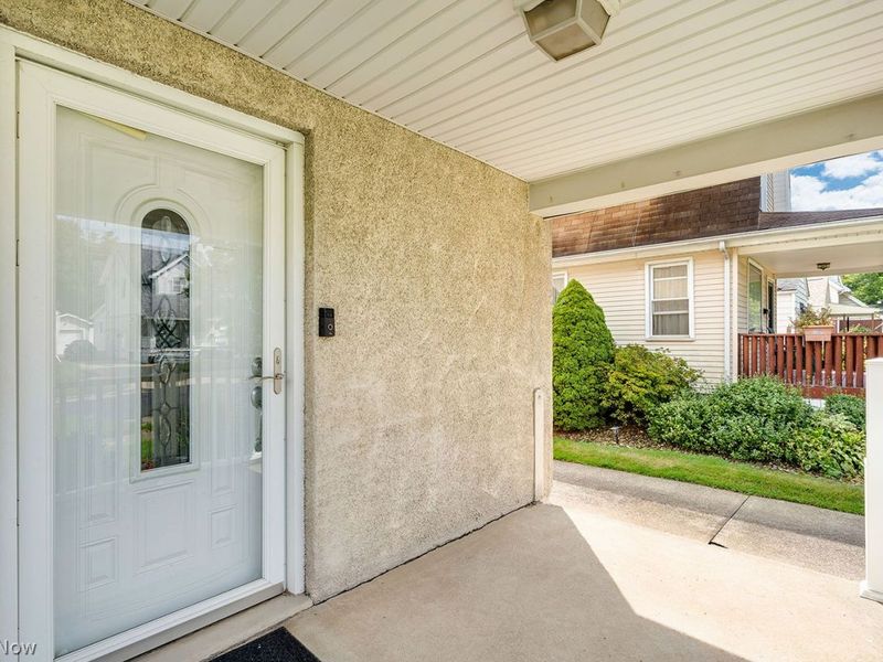 419 Hayes Avenue, Mc Donald, OH 44437 Photo 5