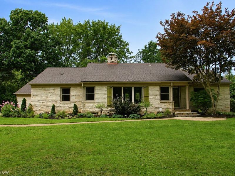 4030 Som Center Road, Moreland Hills, OH 44022 Photo 1