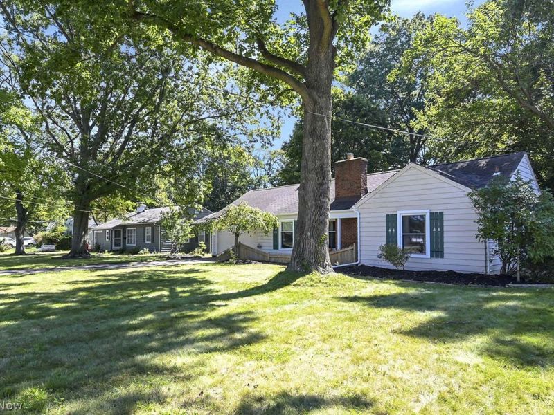 21735 Mastick Road, Fairview Park, OH 44126 Photo 4