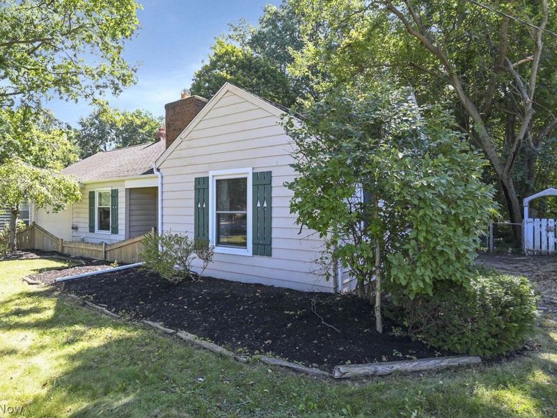 21735 Mastick Road, Fairview Park, OH 44126 Photo 5