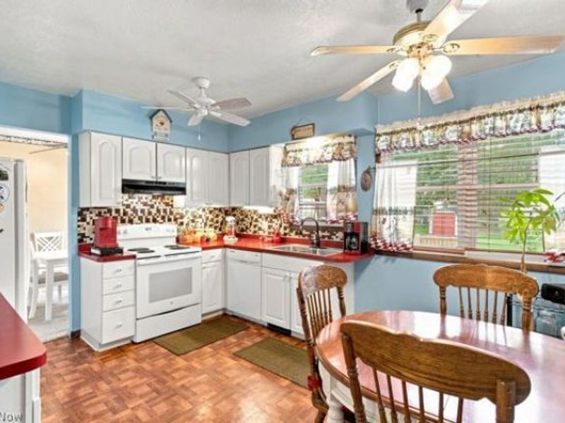 8210 S Bedford Road, Macedonia, OH 44056 Photo 10