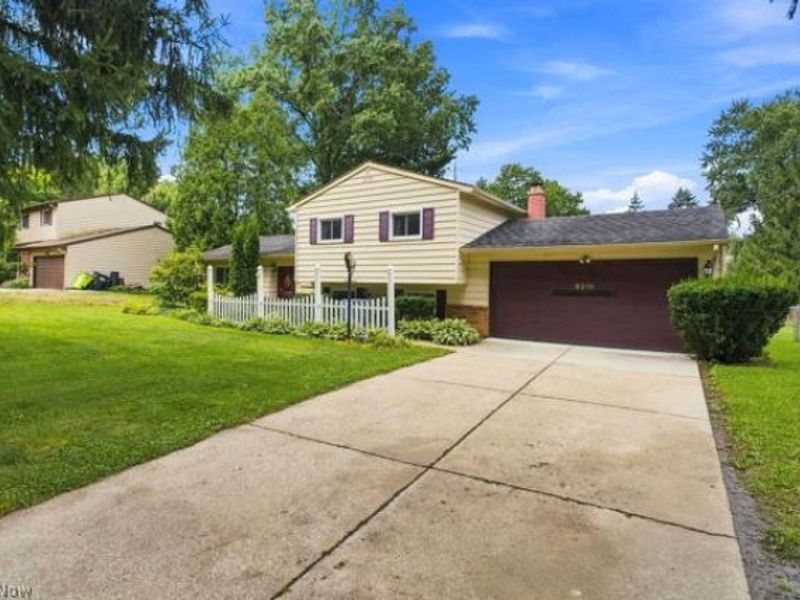 8210 S Bedford Road, Macedonia, OH 44056 Photo 2