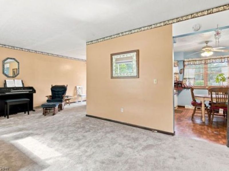 8210 S Bedford Road, Macedonia, OH 44056 Photo 6