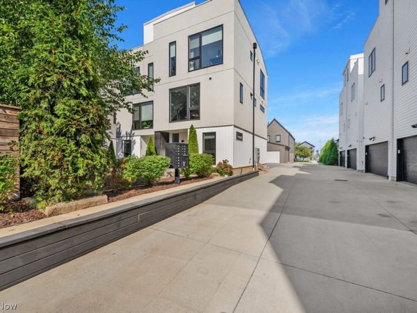 2025 Follett Court , Cleveland, OH 44113