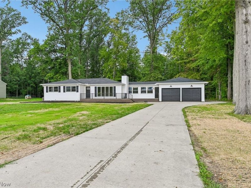 1900 Jaycox Road, Avon, OH 44011 Photo 2