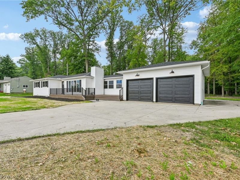 1900 Jaycox Road, Avon, OH 44011 Photo 3