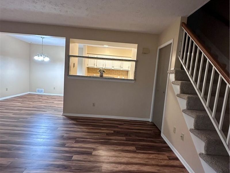 2802 Ivy Hill Circle, Unit D, Cortland, OH 44410 Photo 13