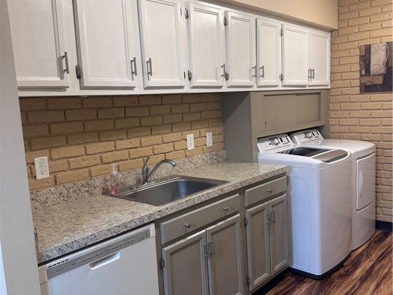 2802 Ivy Hill Circle, Unit D, Cortland, OH 44410 Photo 14