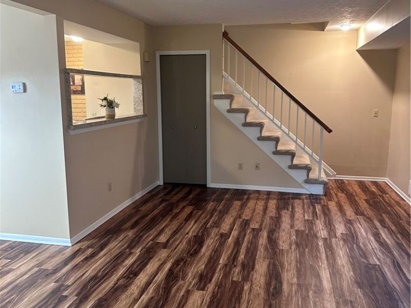 2802 Ivy Hill Circle, Unit D, Cortland, OH 44410 Photo 18