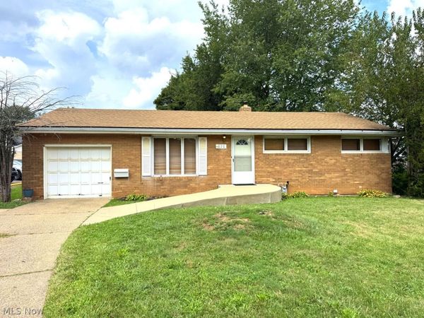 621 32nd Street NW, Canton, OH 44709
