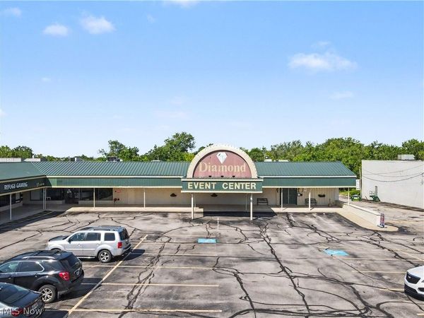 1480 Pearl Road , Brunswick, OH 44212