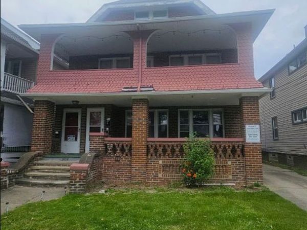 3452 Bosworth Road , Cleveland, OH 44111