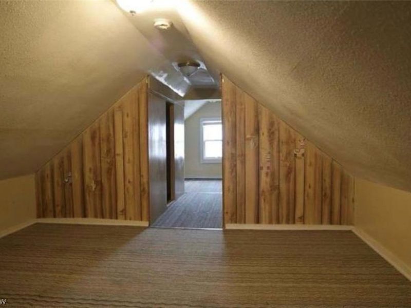 3184 W 71st Street, Cleveland, OH 44102 Photo 12