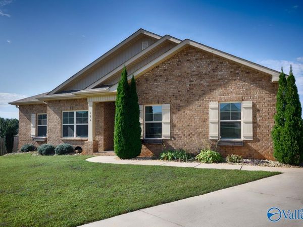 106 School Bell Lane, Huntsville, AL 35811
