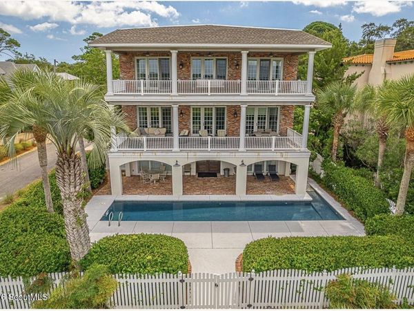 2212 Ocean Road , St. Simons Island, GA 31522