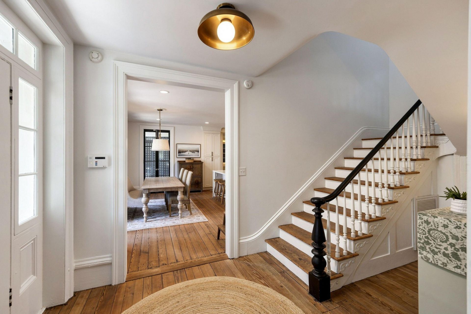 89 Ashley Avenue Photo 11