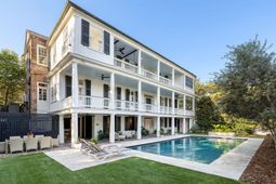 89 Ashley Avenue photo 4