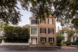 89 Ashley Avenue photo 4