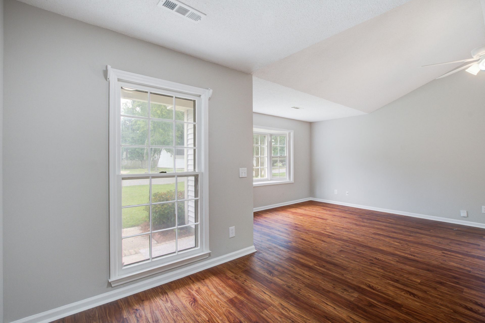 120 Alston Circle Photo 13