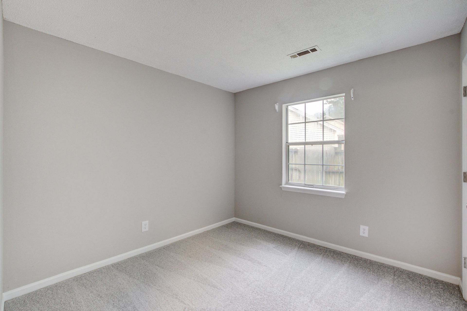 120 Alston Circle Photo 21