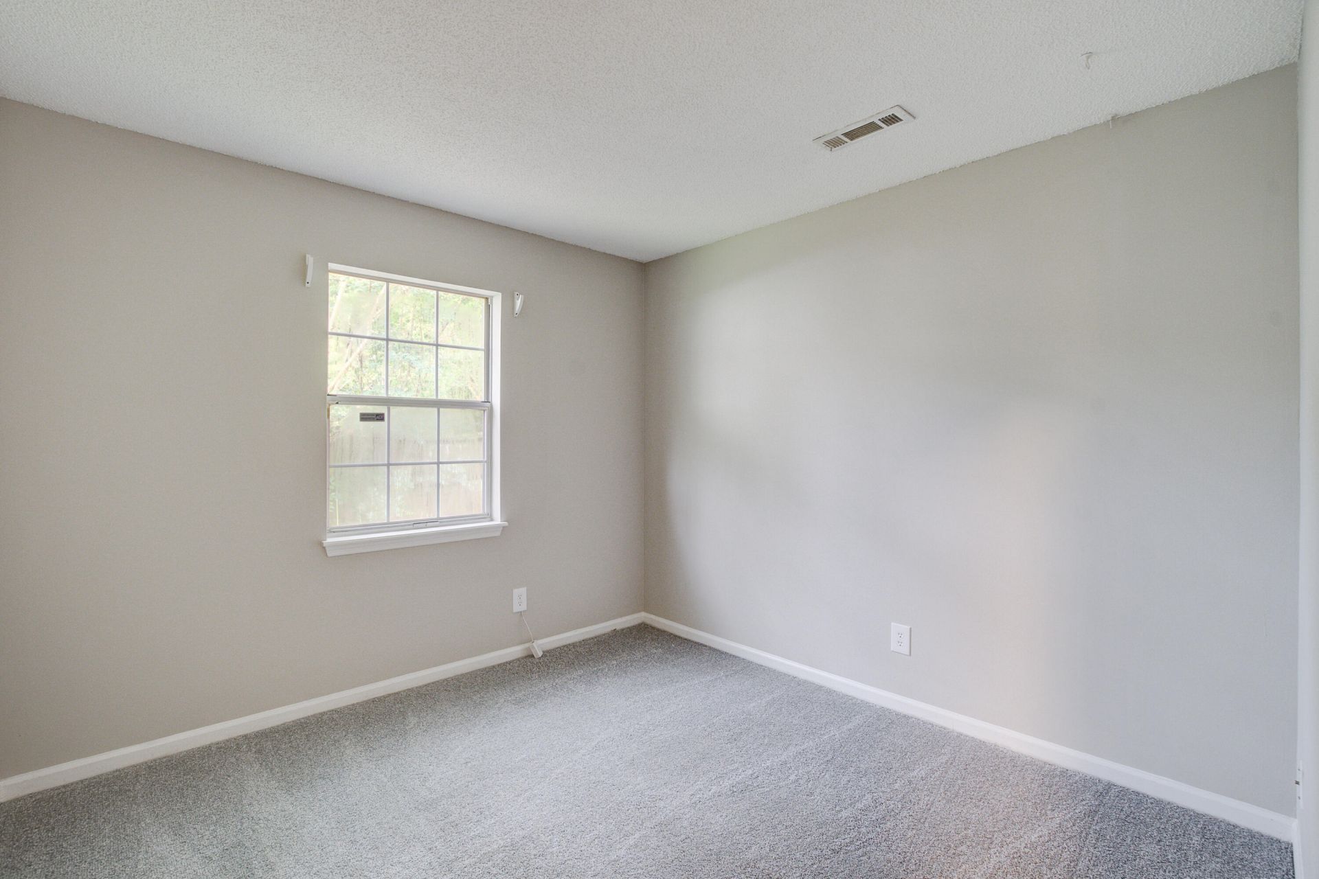120 Alston Circle Photo 23
